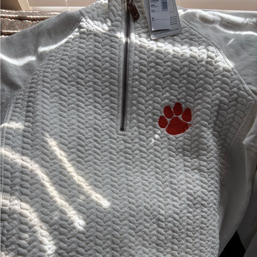 NWT press box 1/4 zip
